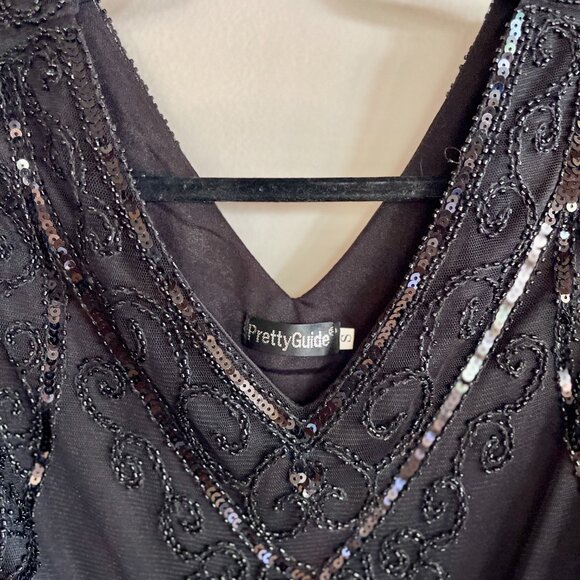 The PrettyGuide Women's Tiered Long Fringed Flapper Dress with Sleeves (size S) - Picture 3 of 8